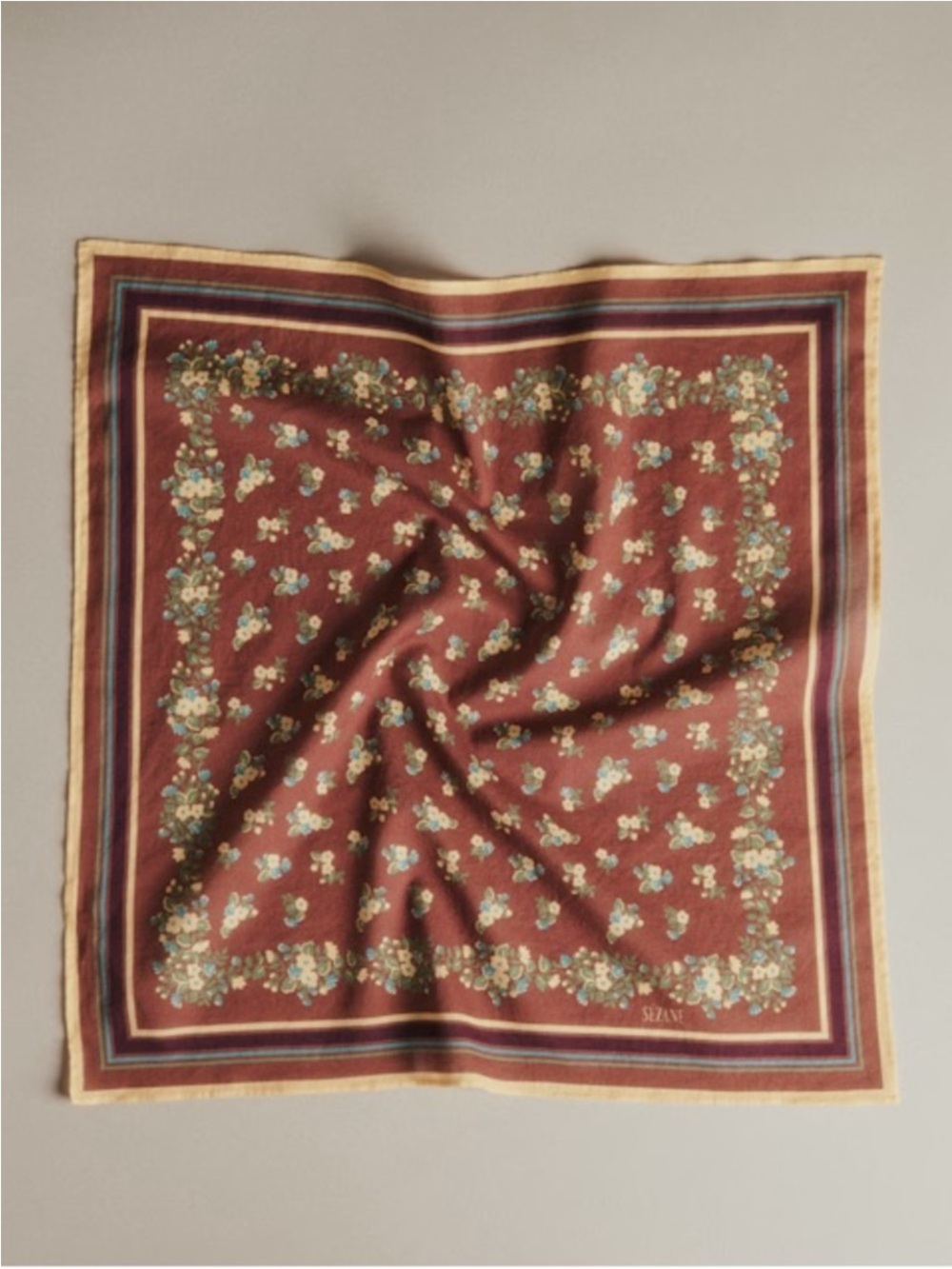 SÉZANE Gaston Scarf. Dark Brown